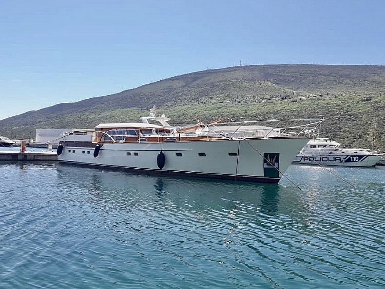 yachttransport mittelmeer kosten